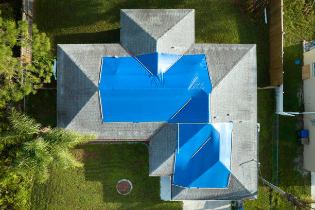 Best Flat Roofing  in Lytle, TX